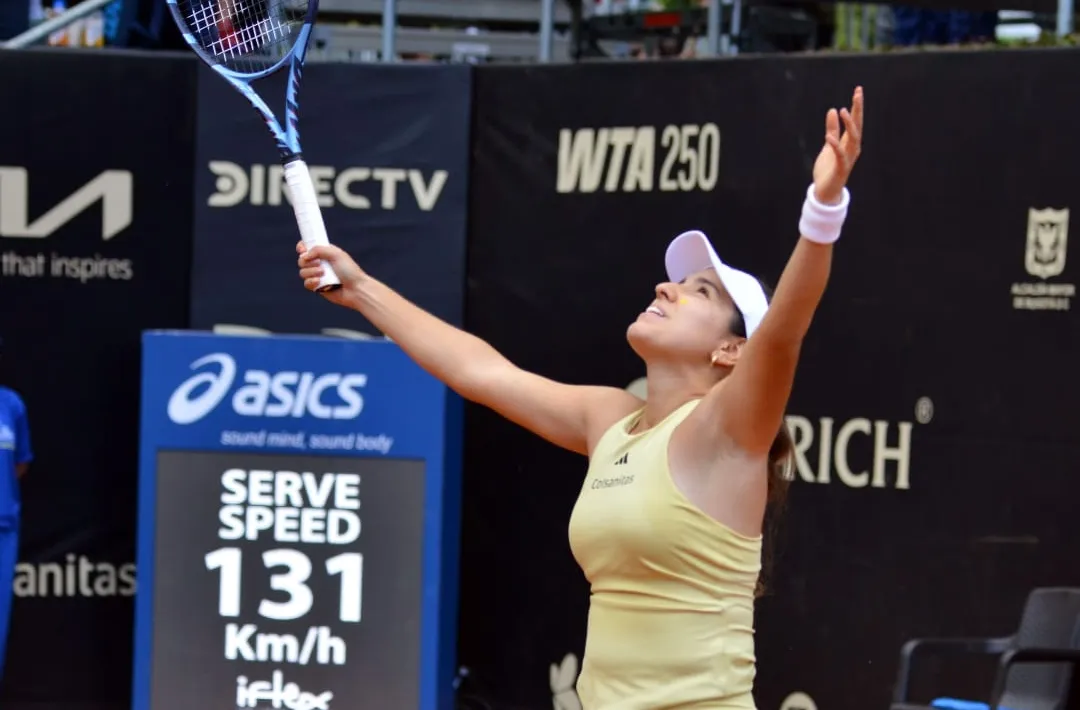 WTA 100 de Beijing | Camila Osorio puede con la 29 del mundo y espera por Iga Swiatek