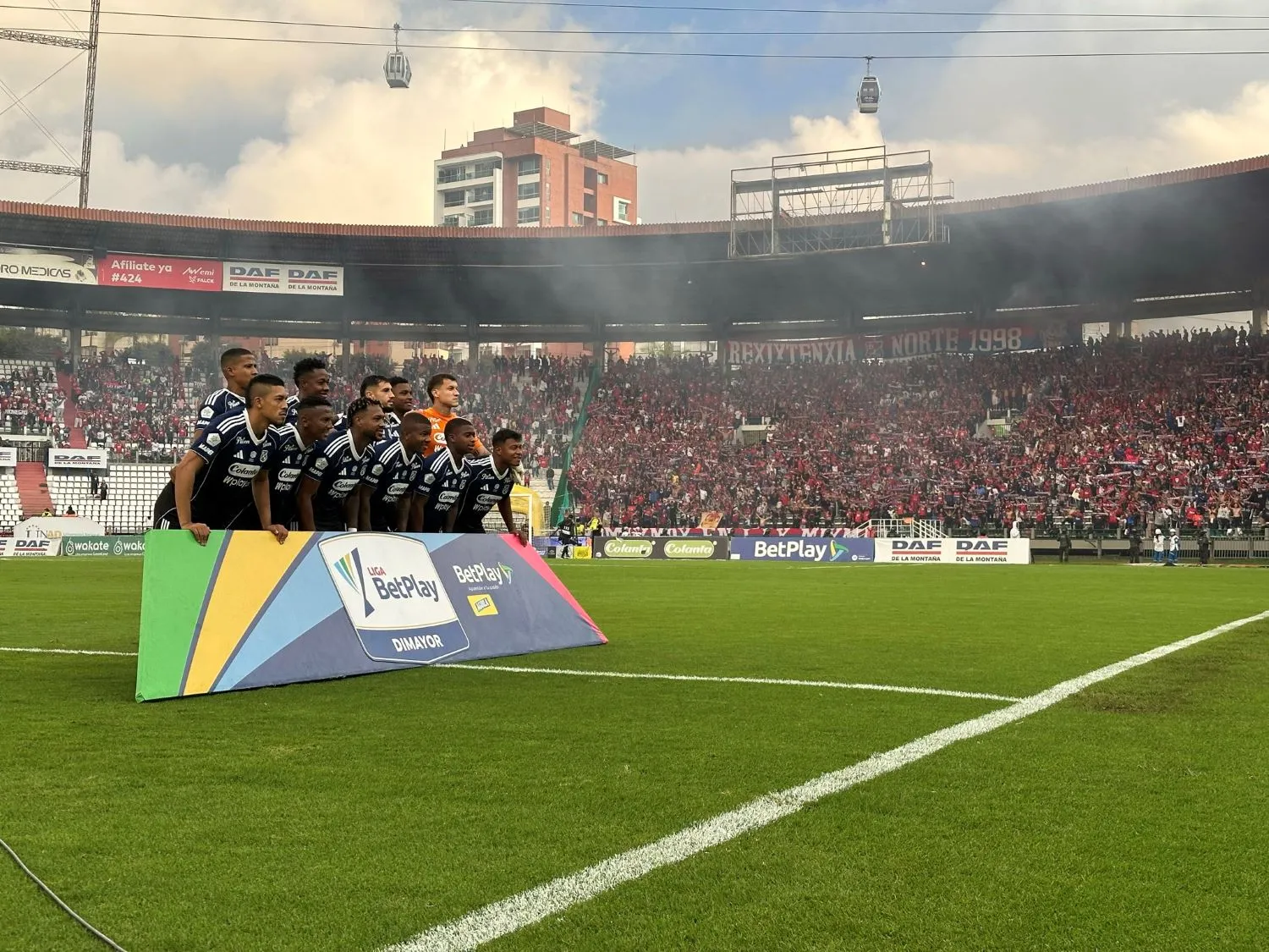 Rotativo del Fútbol/ DIM goleó, Fortaleza ganó sobre el tiempo,  hoy Nacional vs Cali, la fecha termina mañana; Hoy Colombia frente a Canadá ¿cambios? 