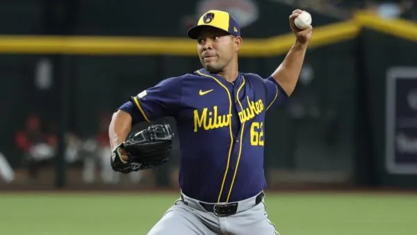 COLOMBIANOS EN LA MLB – QUINTANA EN LA DISPUTA POR EL TITULO DE LA LIGA NACIONAL