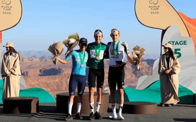 [Vídeo] Sergio Higuita es subcampeón del Tour de AlUla