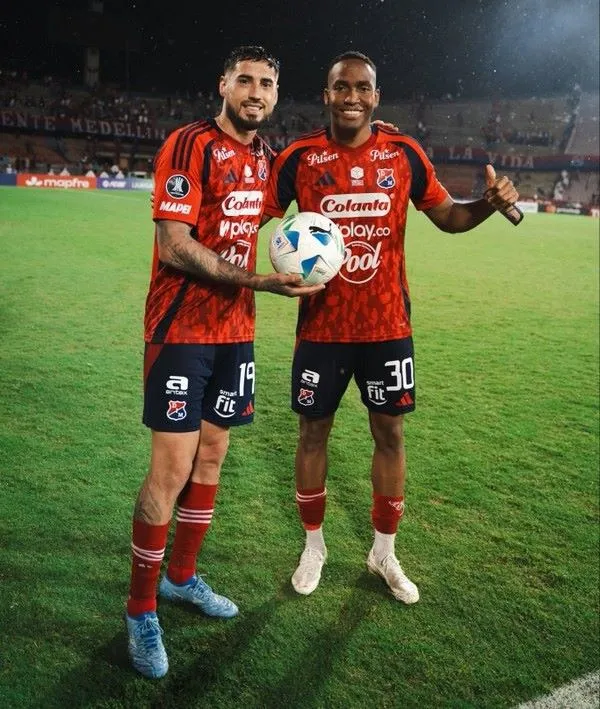 ¡El "Poderoso" está en los grupos! 