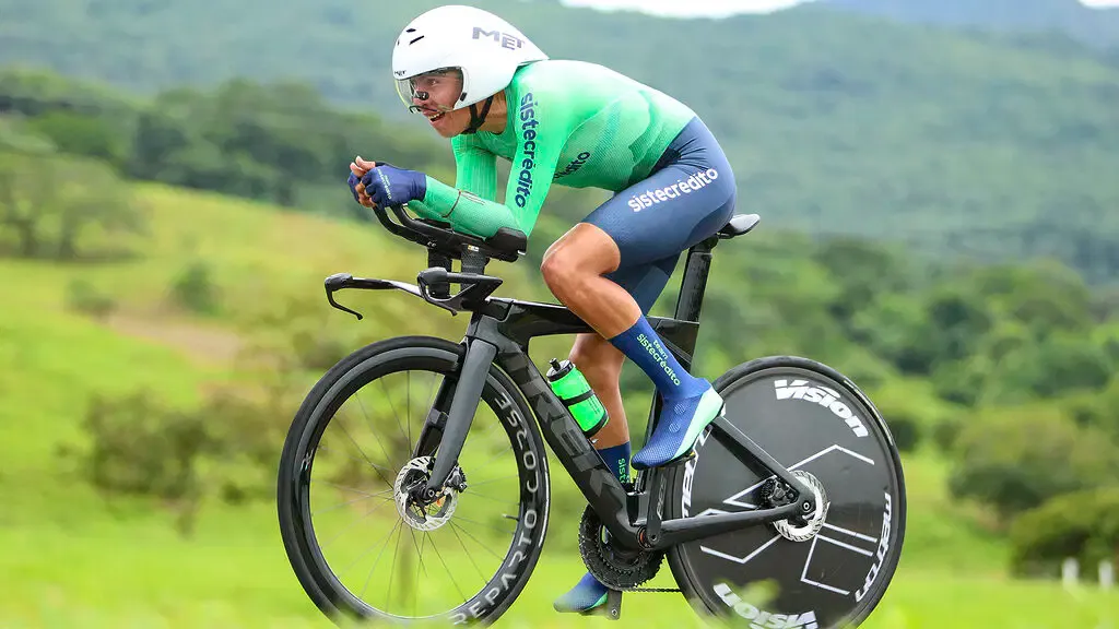 Vuelta de la juventud: 3ra Etapa, Robert Andrés Plazas (Team Sistecrédito), ganador y líder  