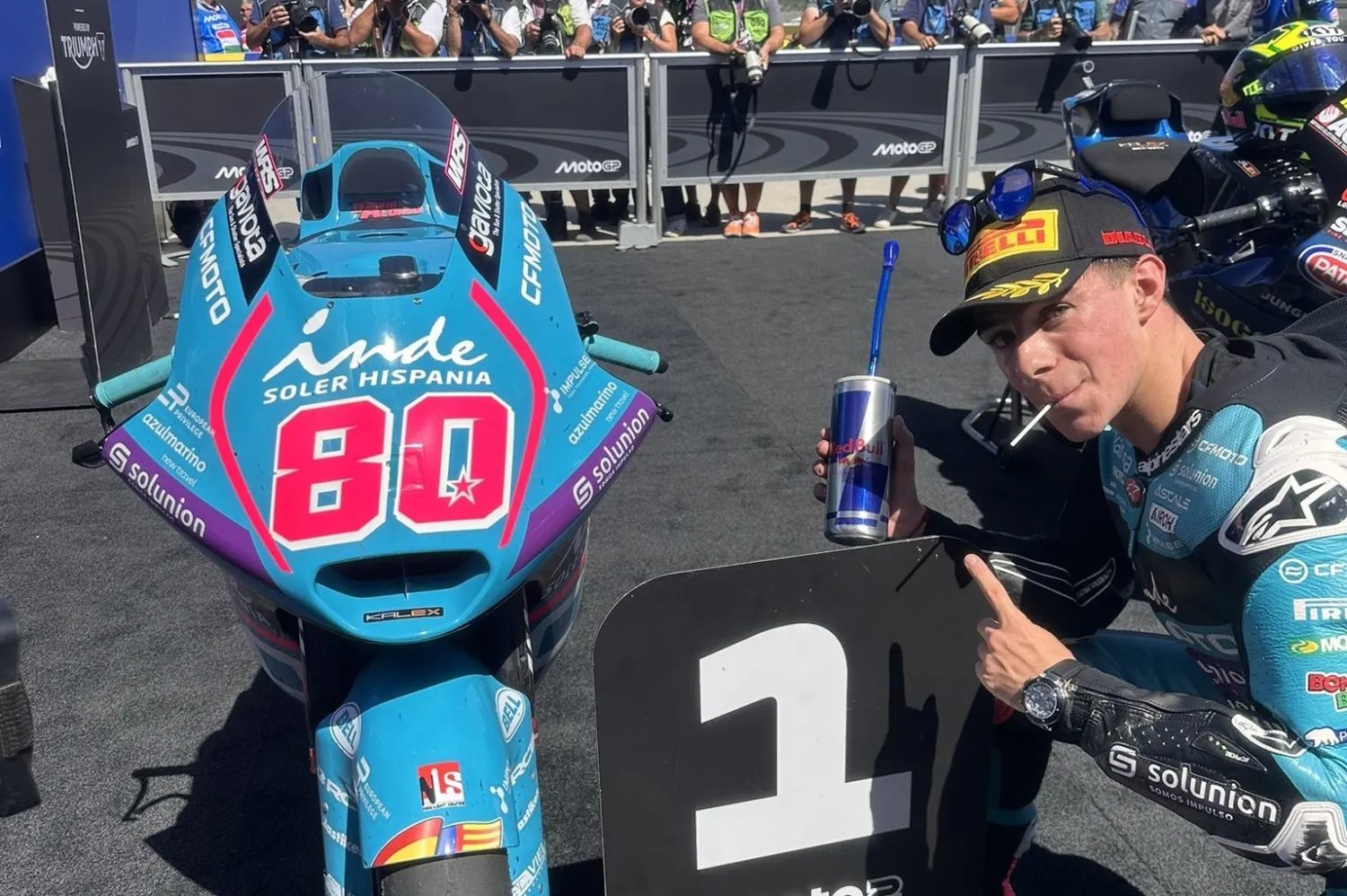 [Vídeo] Y fue en Hungría: David Alonso logra la primera victoria de Colombia en Moto 2