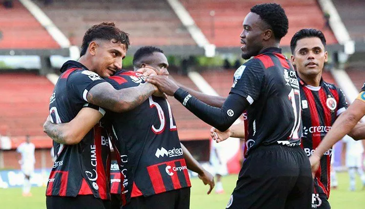 Cúcuta deportivo con viento en la camiseta; el motilón ganó 2x1 al Huila.