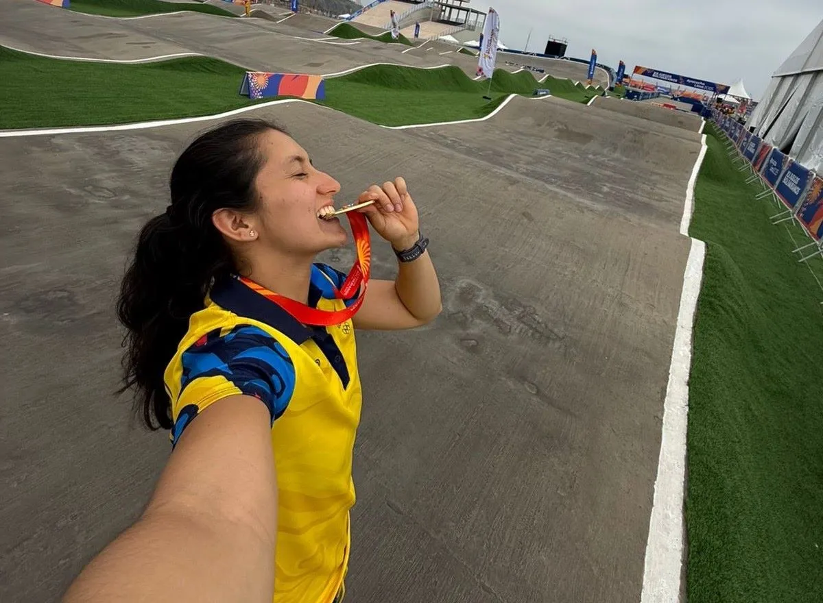 Indeportes Antioquia: Valentina Ramírez voló en el BMX Race y se colgó la medalla de oro en JJ Bolivarianos