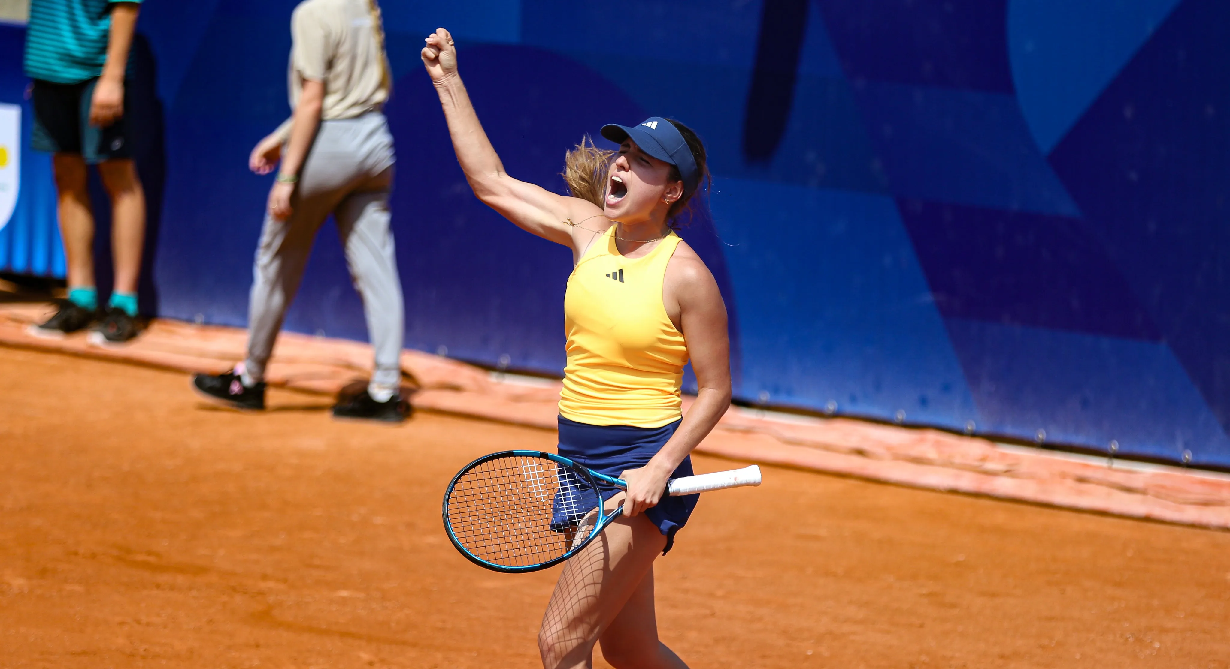 Camila Osorio y Adriá Soriano siguen subiendo en los rankings mundiales de tenis