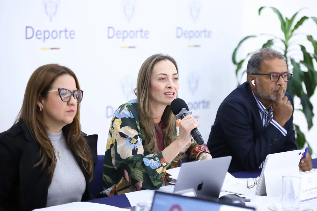Mindeporte:  Comisión Nacional de Fútbol fijo seis compromisos con el fin de mejorar la seguridad en los estadios.